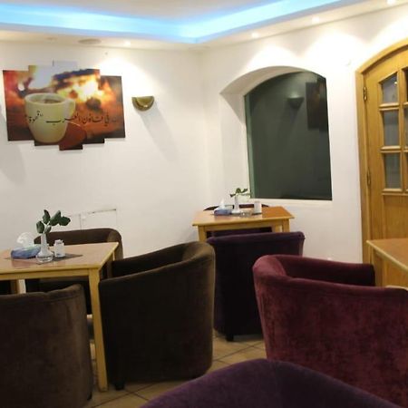 Razan Hotel Amman Esterno foto