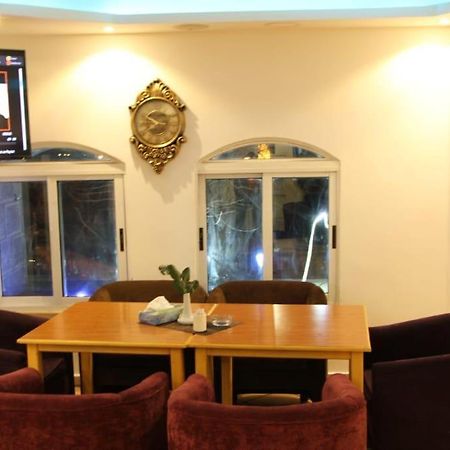 Razan Hotel Amman Esterno foto