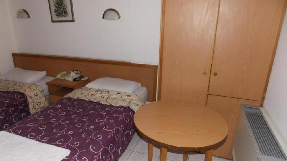 Razan Hotel Amman Esterno foto