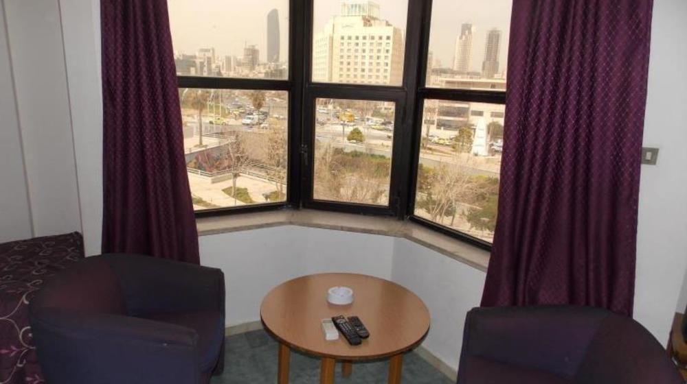 Razan Hotel Amman Esterno foto