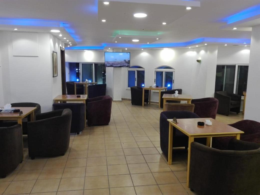 Razan Hotel Amman Esterno foto