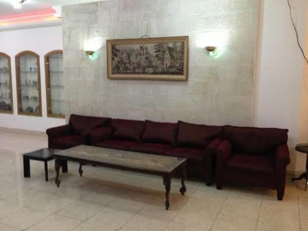 Razan Hotel Amman Esterno foto